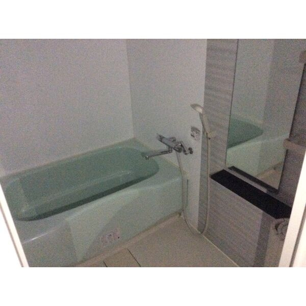 プレステージ新栄の浴室