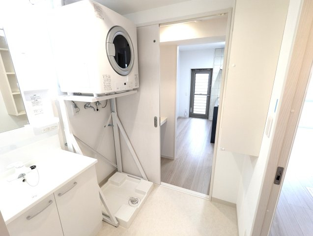 TREVO　YRの洗面所