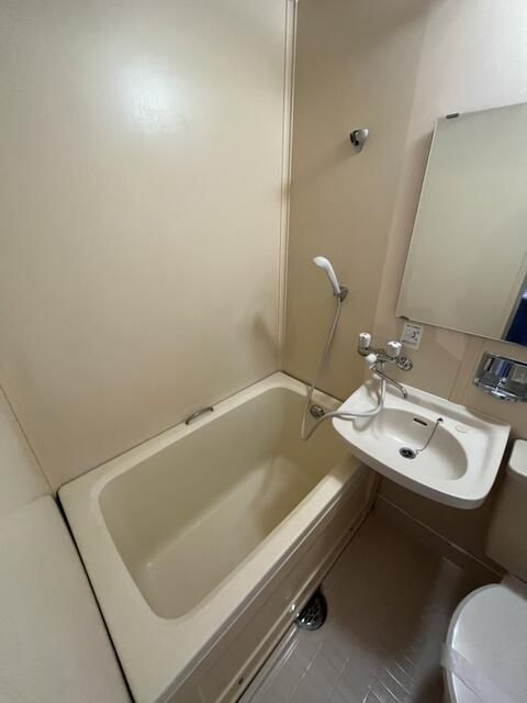 レンツェン御殿山の浴室