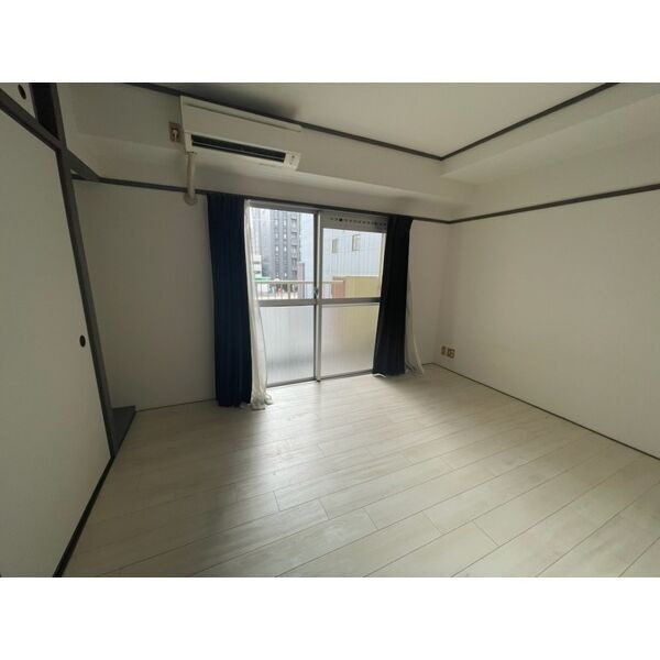 チサンマンション桜通久屋の居間・リビング