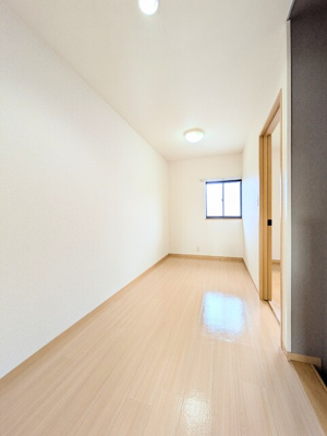 忙しい朝に便利なシャワー付き洗面台♪