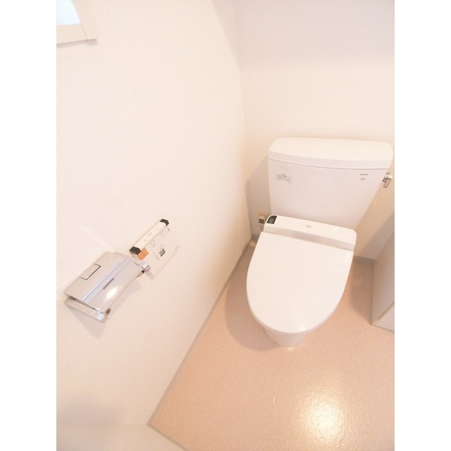 ルクレ森下レジデンスのトイレ