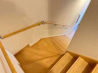 【内装】 | 笹谷字古屋前新築アパート | 階段（イメージ）