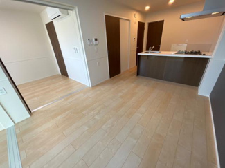 【居間・リビング】 | 笹谷字古屋前新築アパート | リビング（イメージ）