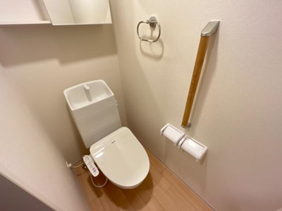 【トイレ】 | 笹谷字古屋前新築アパート | シャワー付トイレ（イメージ）