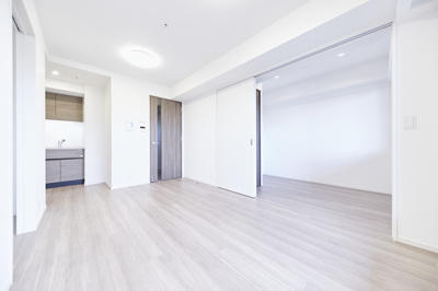 【居間・リビング】 | アーバネックス早稲田テラス | ※写真は同タイプ住戸です。