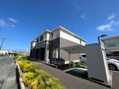 【外観】 | フランシーズ・ナチュール | 外観写真（昼）