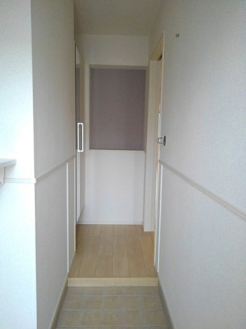 マルベリーライト前川Ⅰの玄関