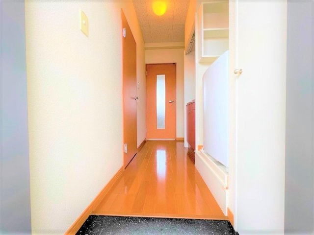 レオパレスＢｒｏｓⅡの玄関