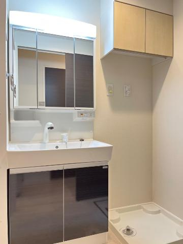 グランディール・ラ・テールの洗面所|洗髪洗面化粧台