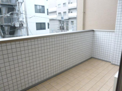 【バルコニー】 | ビューノ新谷 | 大型バルコニー