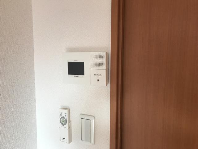 グローリエ・Ｎの内装|カメラ付インターホン