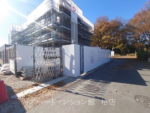 リベラル のエントランス