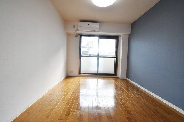 リッチライフ甲子園10の居間・リビング