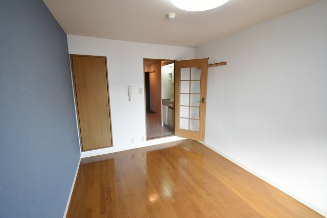 リッチライフ甲子園10の居間・リビング