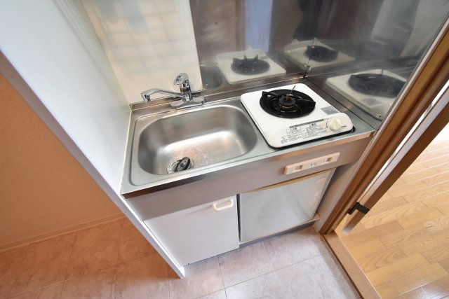 リッチライフ甲子園10のキッチン