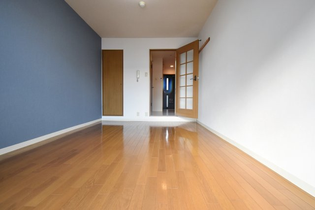 リッチライフ甲子園10の居間・リビング