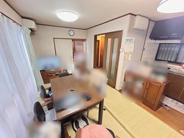 【居間・リビング】