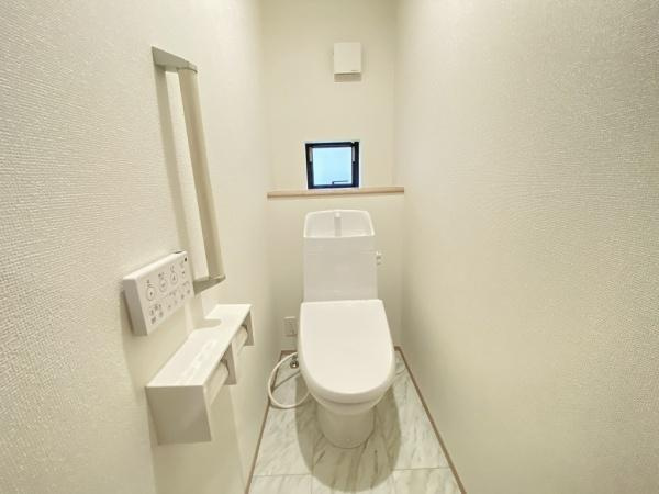 【トイレ】 | 明石市沢野2丁目　新築戸建　1号棟