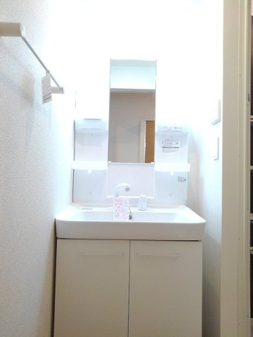 Ｇｌａｎｚ婦中の洗面所|忙しい朝には欠かせない洗面所です