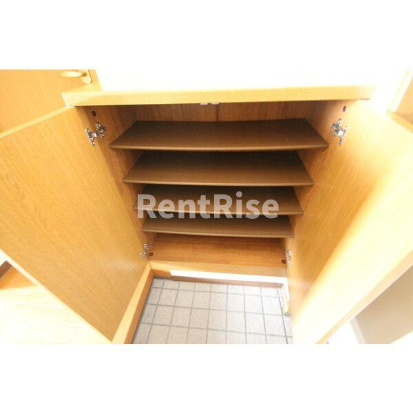 プランタン2番館の収納