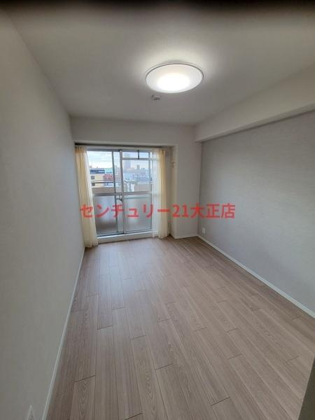 大正リバーサイドヴィラの洋室