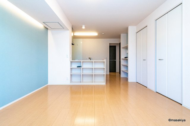 サンモール尾張部の居間・リビング