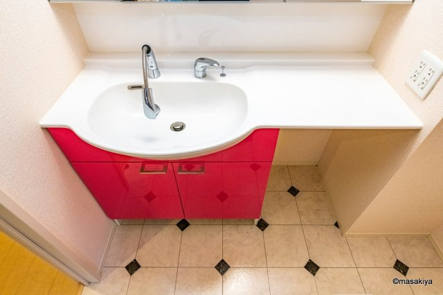 サンモール尾張部の洗面所|洗面・脱衣　シャンプードレッサー付