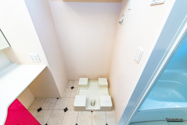 サンモール尾張部の洗面所|室内洗濯機置き場