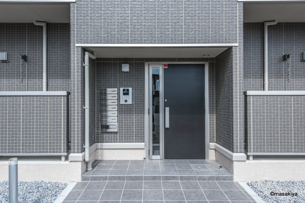 アウトゥーノ尾張部のエントランス|エントランス