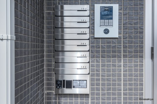 アウトゥーノ尾張部のエントランス