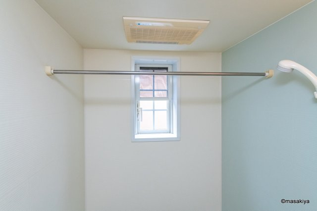 メルティー・アイⅡの浴室|浴室乾燥機付きです。