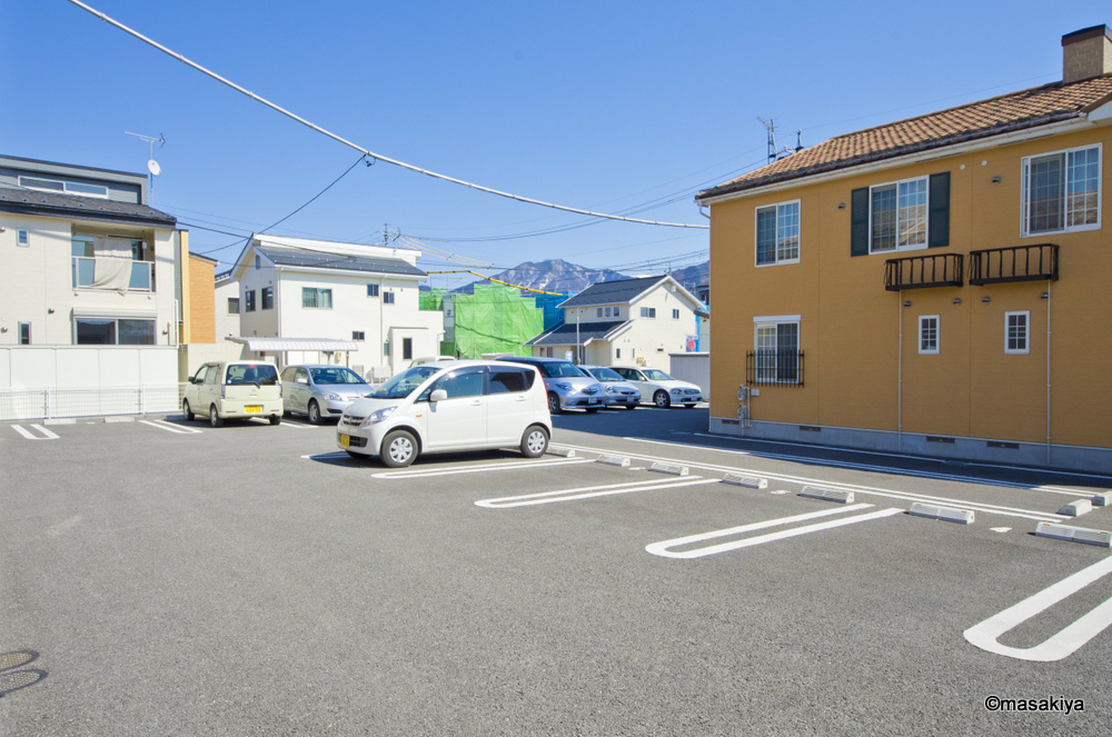 メルティー・アイⅡの駐車場|駐車場　2台目はご相談下さい。