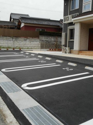 【駐車場】 | サンセリアンＡ