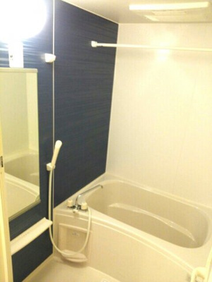 【浴室】 | シャー・ヴィラージュＢ