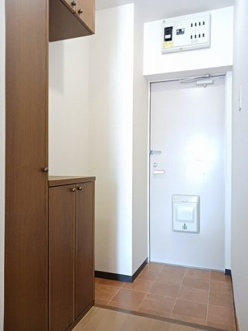 プリムローズ　Ｂの玄関
