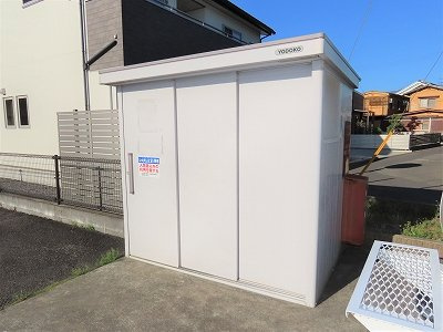 レオパレスエバーグリーンのその他|敷地内にゴミ庫が設置されておりゴミ捨てに便利です
