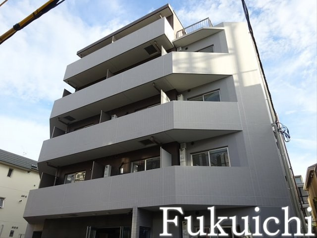 ラティエラ都立大学の外観