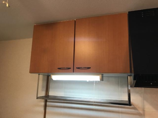 チェリーハウスのキッチン|キッチン吊戸棚