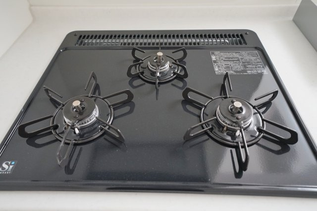 【横浜市瀬谷区瀬谷2丁目32-13全2棟新築戸建て】★仲介手数料無料★（二ツ橋小学校・東野中学校）のキッチン