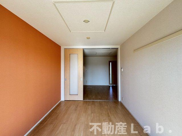 エルモアの居間・リビング