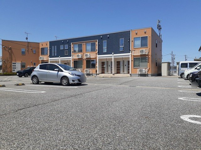 シャルマン　Ⅰの駐車場