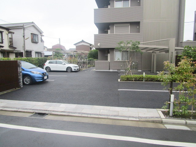 ユーグラシア　Ａの駐車場|★敷地内駐車場★