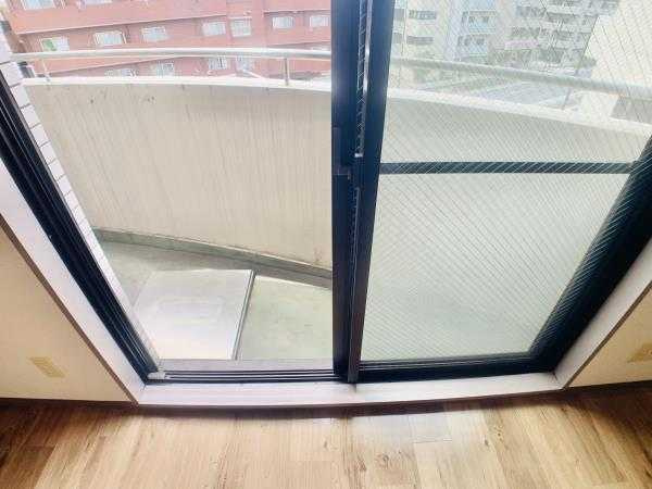 雅叙園碑文谷ドミトリィのバルコニー