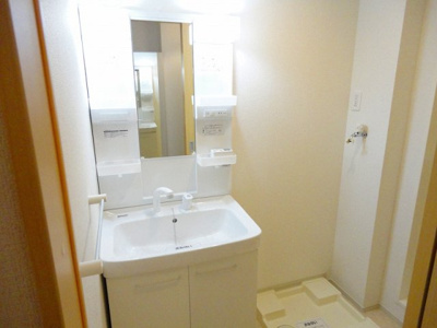 【洗面所】 | ストーンクローネ