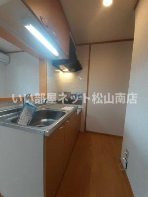 【キッチン】 | ラルジュ