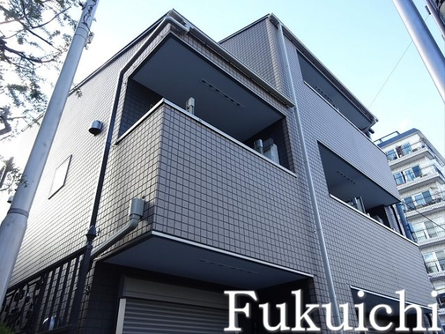 サンシエ祐天寺の外観