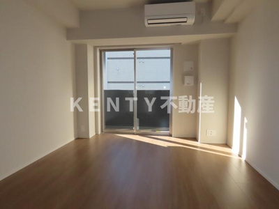 【居間・リビング】 | クロスレジデンス蒲田Ⅱ | おしゃれな居間です