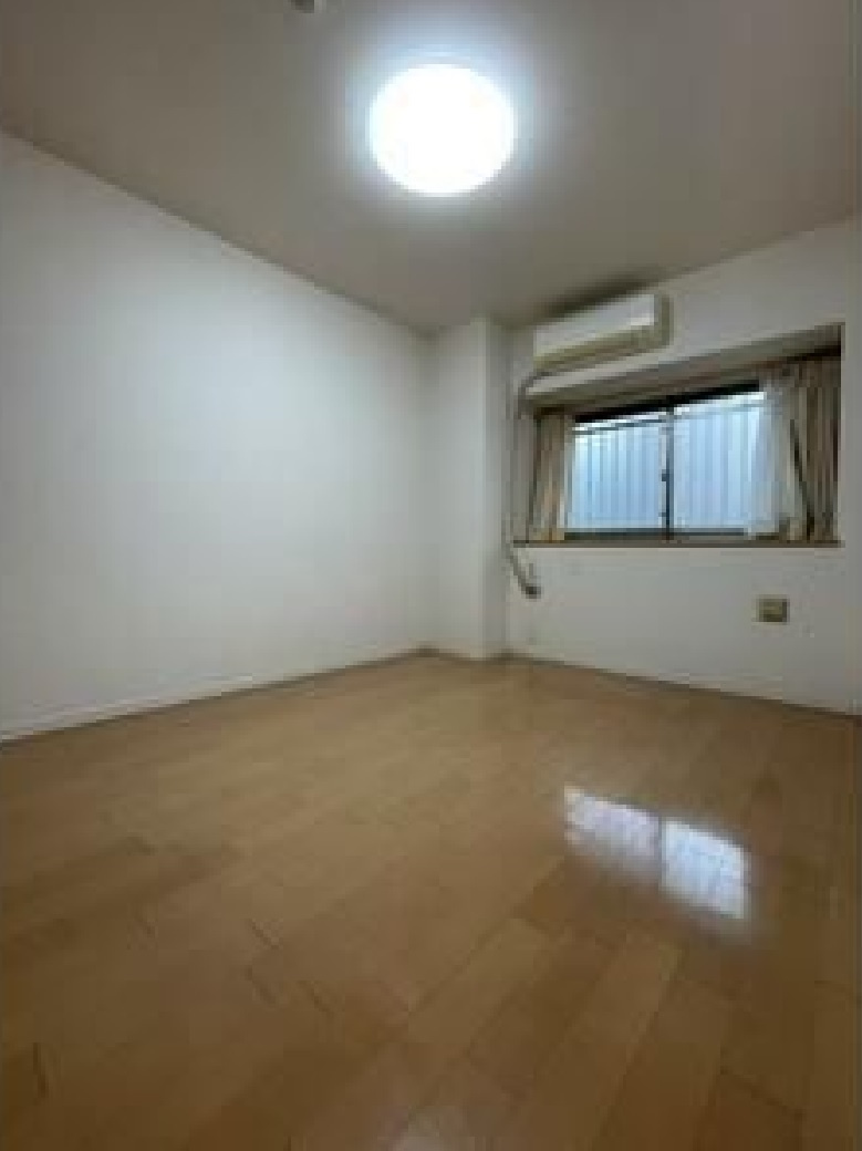 売マンション　小山市城山町の洋室