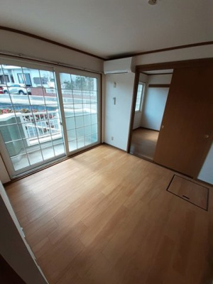 【居間・リビング】 | サンプラスⅡ | おしゃれなリビングです